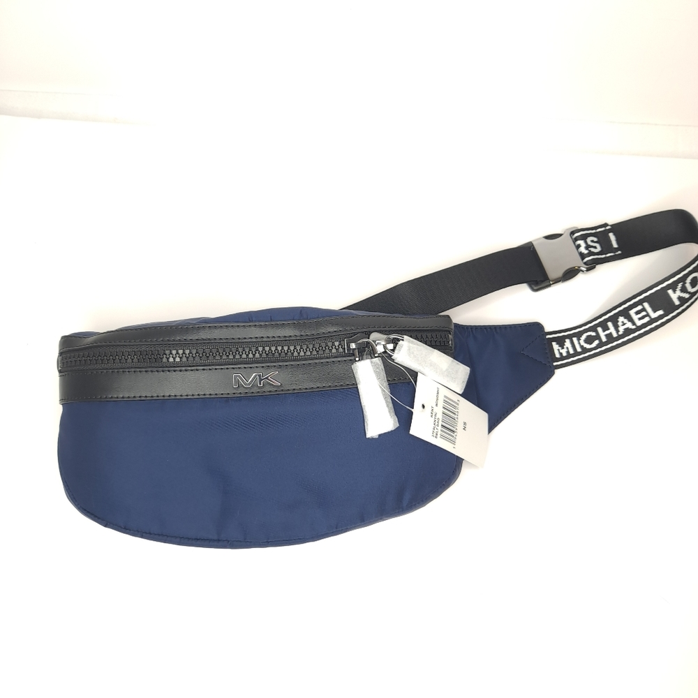 MICHAEL KORS MENS Kent Logo Tape Nylon Gabardine Belt Bag Sling  Pack Crossbody - Picture 5 of 13